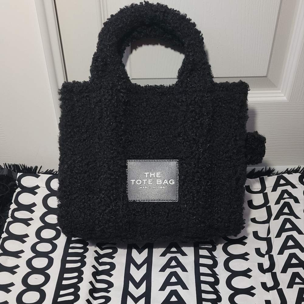 Marc Jacobs The Teddy Small Tote Bag